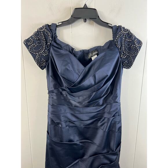 La Femme Off the Shoulder Beaded Satin Trumpet Gown in Color Navy in Size 6 NWOT - Picture 6 of 10